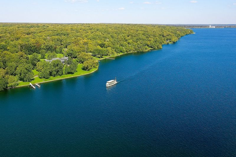 Local Tub Conversion Service in Lake Geneva, WI