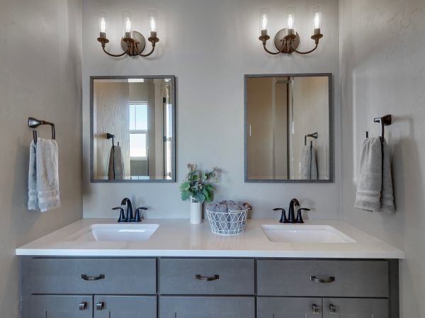 Washroom Remodeling Service